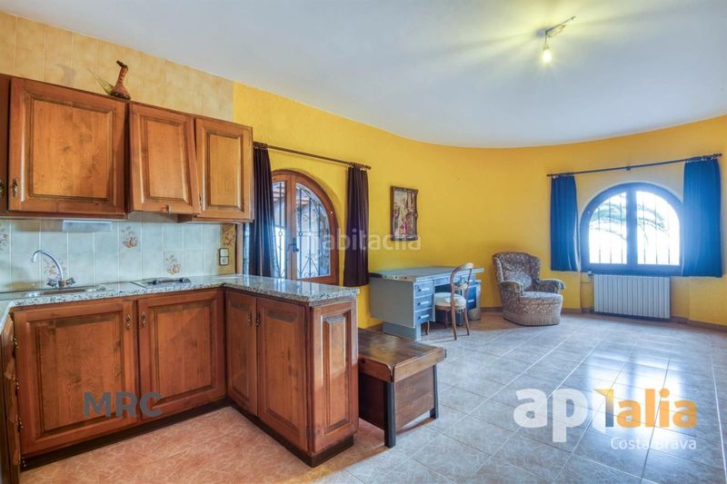 Foto fbd8decc-b383-4115-b5ac-84cda6fcb3e2. Xalet a basilea 1 a Cabanyes-Mas Ambrós-Mas Pallí Calonge