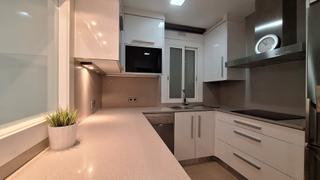 Etagenwohnung in L´Antiga Esquerra de l´Eixample. Piso recién reformado ideal para familias con hijos