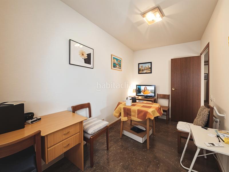 Foto 513bcb9a-c5b8-4f45-8e7e-77b8f579ff6b. Piso Can Vidalet, en Can Vidalet Esplugues de Llobregat