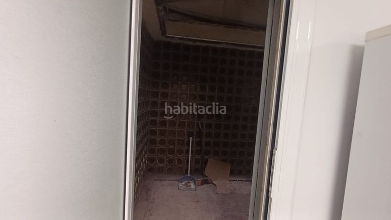 Foto 687d135d-146e-4c03-9606-0ea75e96debe. Pis a Sant Antoni Barcelona