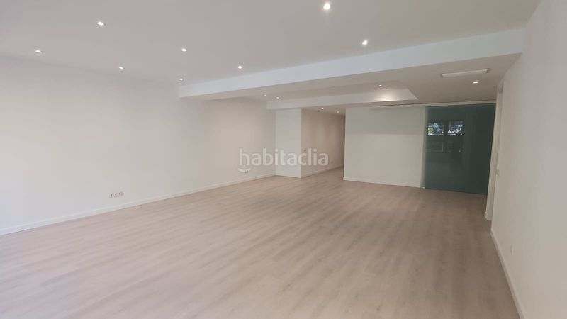 Foto ae2e9b1e-f172-47f0-acde-e1794d08fbf1. Pis a Sant Antoni Barcelona