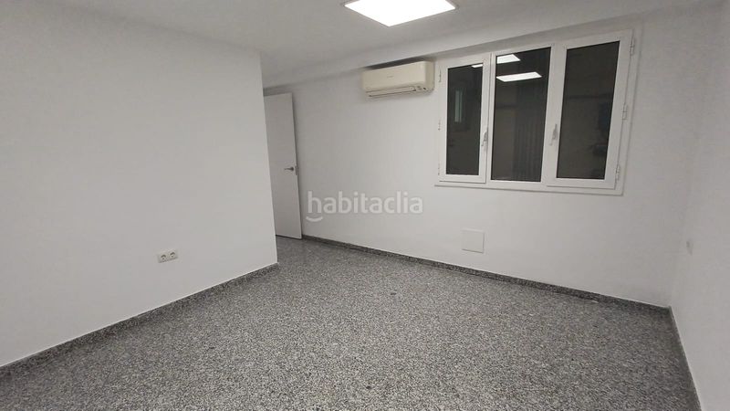 Foto e6b5355c-20b6-4443-9cb1-bb4a4b44c3ae. Pis a Sant Antoni Barcelona