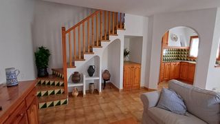 Casa adossada a Roda de Barà