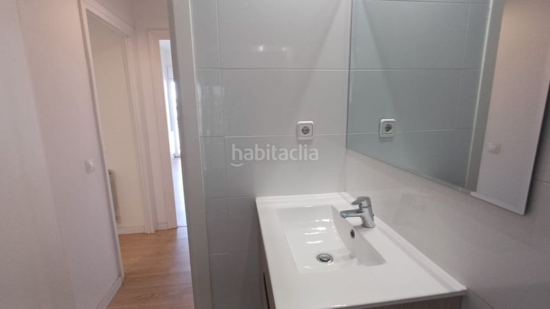 Foto 6d52b2fb-d7a1-4fa1-baed-701e249ee07d. Piso en Putget - Farró Barcelona