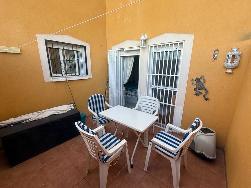 Foto 02f1aa71-527e-451e-b9dd-4b1b3b7c0d7e. Apartamento en avenida de almoradí 58 amplio salón con balcón , cocina moderna, 2 dormitorios, 2 baños, piscina,parking en Daya Nueva