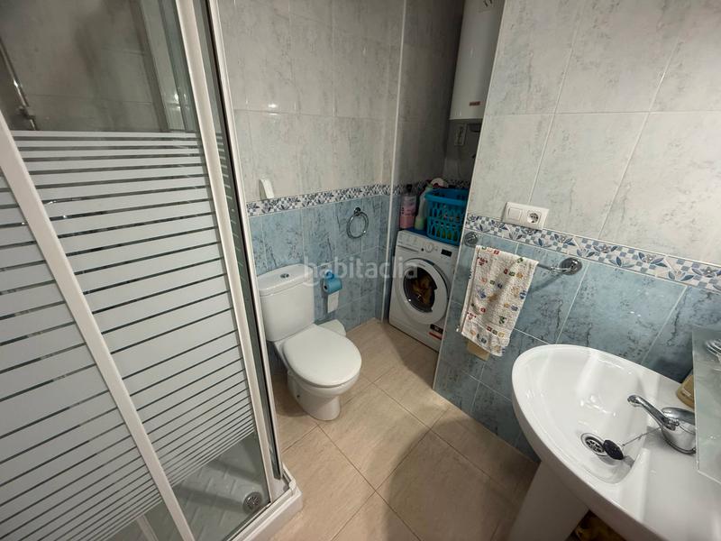 Foto 166320f4-d095-465f-8eaf-f02defccc574. Apartamento en avenida de almoradí 58 amplio salón con balcón , cocina moderna, 2 dormitorios, 2 baños, piscina,parking en Daya Nueva