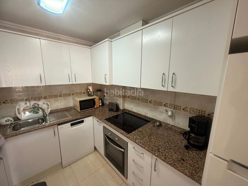 Foto c085341b-f364-434a-96f7-a8e00271659c. Apartamento en avenida de almoradí 58 amplio salón con balcón , cocina moderna, 2 dormitorios, 2 baños, piscina,parking en Daya Nueva