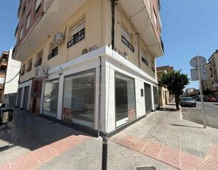 Local Comercial a Calle comunidad valenciana 38. Se vende magnífico local comercial totalmente reformado a estren