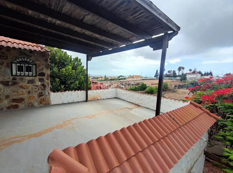 Foto 07f2aea1-7320-4fdb-abf6-926a6f9caa11. Chalet avec parking dans El Salobre San Bartolomé de Tirajana