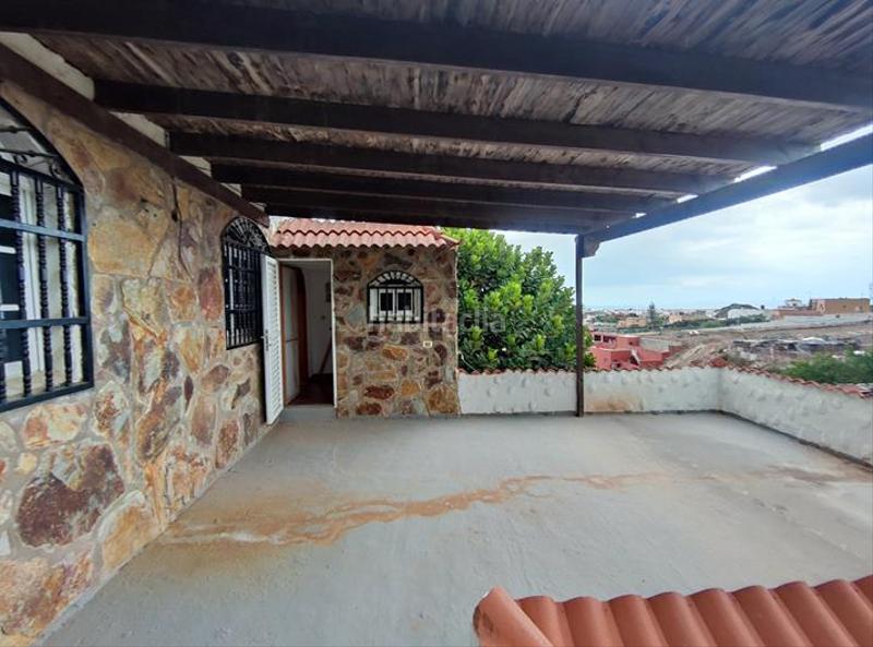 Foto 5ce3ccd1-7c84-4285-b6d5-e8fe66a5c5fe. Chalet avec parking dans El Salobre San Bartolomé de Tirajana