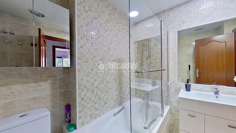 Foto 3adfb43f-0060-49a6-a7d9-70fd7c3b7e56. Piso  en venta en Valldaura-Carretera de Cardona Manresa