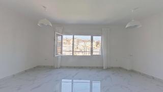 Pis a Escodines. Piso en venta en manresa