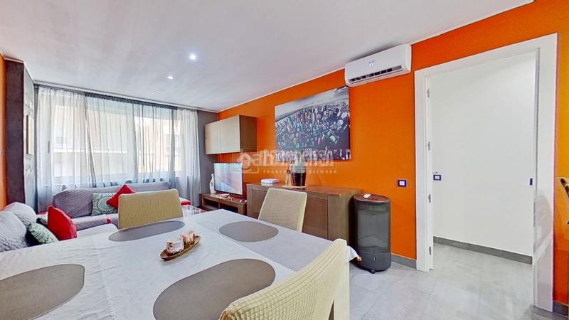 Foto d5e141b8-2c46-4fc0-a00d-32e126924627. Piso  en venta en Valldaura-Carretera de Cardona Manresa