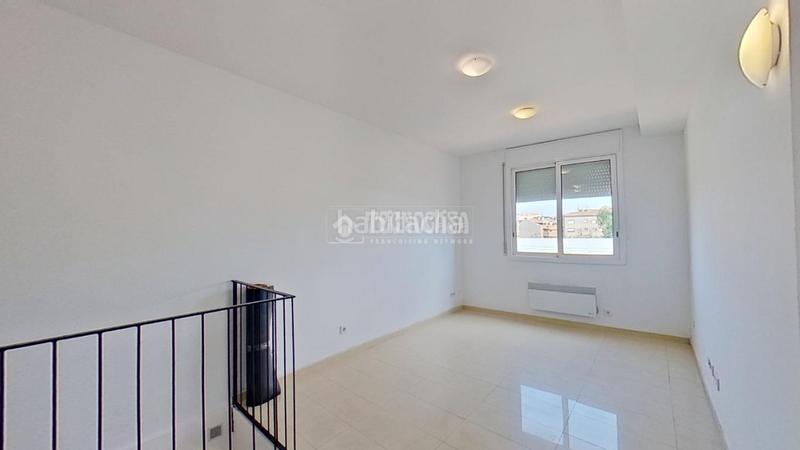 Foto cbe24b57-55fa-4261-92d3-4385a56141df. Piso  en venta en bases de Manresa - carretera de santpedor Manresa