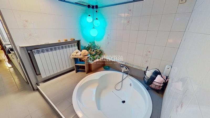 Foto 40822b39-18a4-4bda-906d-cbc4bde0d540. Casa amb calefacció aparcament a Castellnou de Bages