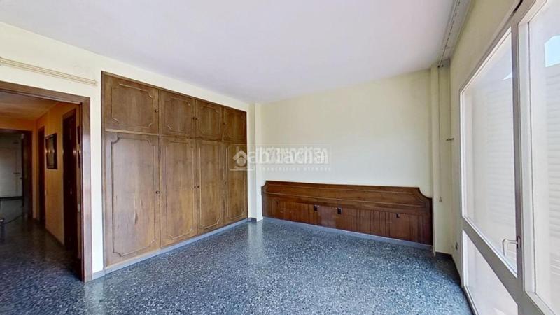 Foto c2a7d932-dbfb-4244-b49f-bc9656b57c5a. Piso  en venta en Plaça Catalunya Manresa