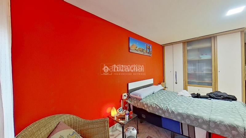 Foto 63f0fcc9-b73a-499d-8727-0eef423a18c6. Piso  en venta en Plaça Catalunya Manresa