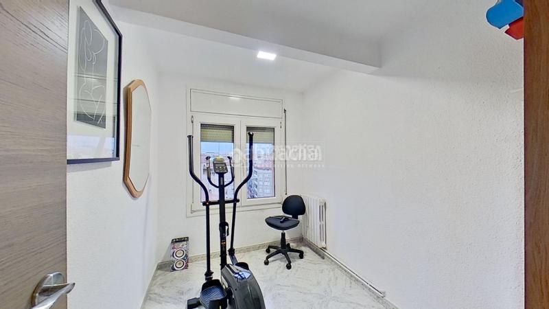 Foto ec367f1a-c7ec-40a8-9512-c27f8c5dab60. Piso  en venta en Plaça Catalunya Manresa