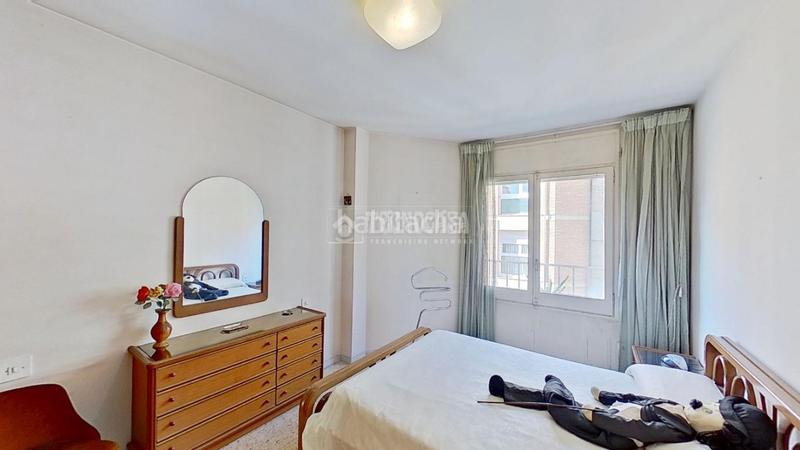 Foto ca34ad40-f4a8-4f3b-bcee-db8e3e9cee1c. Piso  en venta en Plaça Catalunya Manresa
