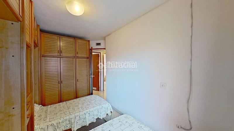 Foto fd537b52-9b84-4781-9d6d-8623297a2cc5. Piso  en venta en Plaça Catalunya Manresa