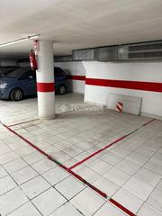 Autoparkplatz in Centre - Passeig i Rodalies. Boxplaza de garaje en venta en manresa