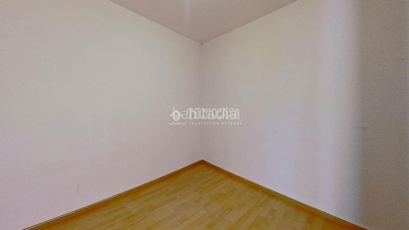 Foto 716ead60-a4fa-46b7-8c3b-59f49f951861. Pis a Barri Antic Manresa