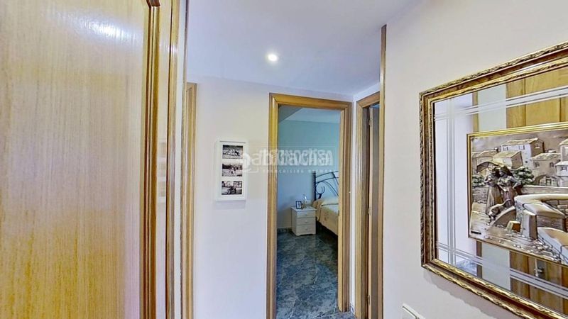 Foto 6ee417f9-da16-47a1-8a39-e2a84968d9bd. Casa aparellada a Escodines Manresa
