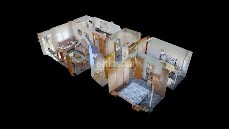 Foto f3df3184-1b8c-441b-a018-c97e3b5a8d7d. Casa aparellada a Escodines Manresa