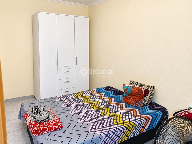 Foto 48d03e38-40ac-4b09-acb0-01bdcf23b618. Piso  en venta en Caputxins-Ambulatori Vic