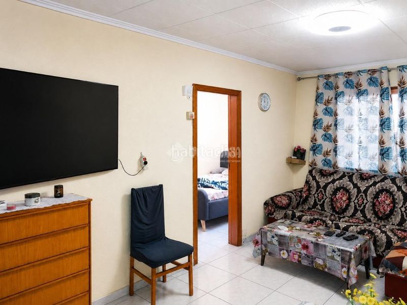 Foto d8ae761b-81a0-41bb-92b4-22af76d78e75. Piso  en venta en Caputxins-Ambulatori Vic