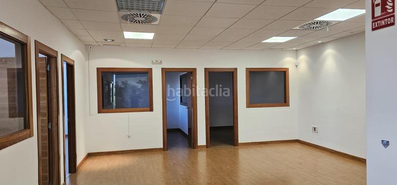 Foto 2d072702-c2f1-4d8f-afb5-317bdff7b475. Location bureau avec chauffage parking dans Jubalcoi Elche / Elx