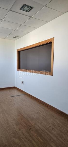 Foto 3c8ca175-26c5-4598-9d4c-dca759090f51. Location bureau avec chauffage parking dans Jubalcoi Elche / Elx