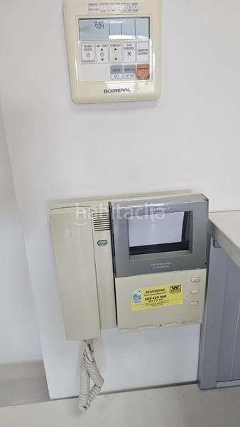 Foto 39a23302-182c-4bea-b707-acce0a9ec276. Affitto ufficio con riscaldamento parcheggio in Torrellano Elche / Elx