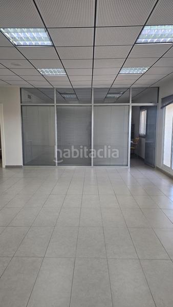 Foto 140dcc82-3309-495c-acb0-f6da12f36fb1. Location bureau avec chauffage parking dans Torrellano Elche / Elx