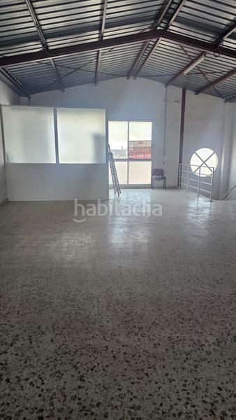 Foto 14c0e619-6b31-4b12-b70f-6cfd3f88efb0. Rent industrial building in San Crispín Elche / Elx
