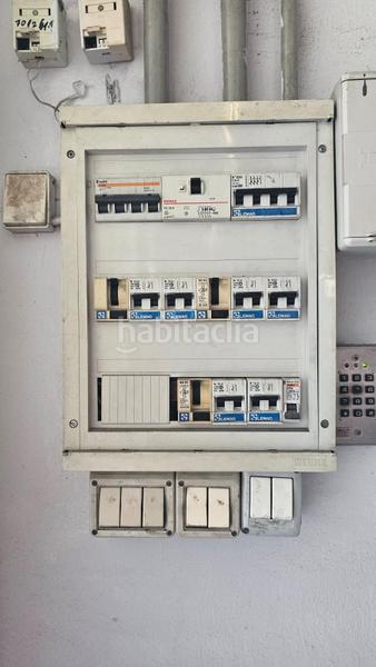 Foto 515c1bac-ba61-4078-9d13-af938e8ee842. Rent industrial building in San Crispín Elche / Elx