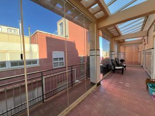 Rent Flat in Centro. Ático en alquiler a 2 minutos de la glorieta