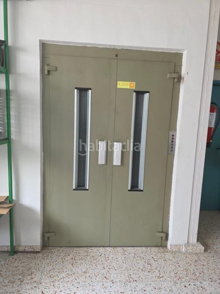 Foto b04e2b26-c861-4a15-afa1-8bf1bab6b9a1. Affitto capannone industriale in El Toscar Elche / Elx