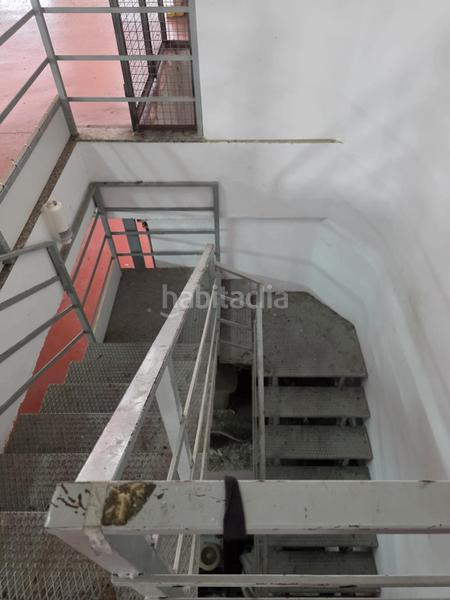 Foto b8133aa8-44ae-43c8-b16e-94b00e4b7867. Rent industrial building in El Toscar Elche / Elx