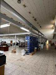 Miete Fabrikhalle in San Crispín. Nave en alquiler en poligono de carrús