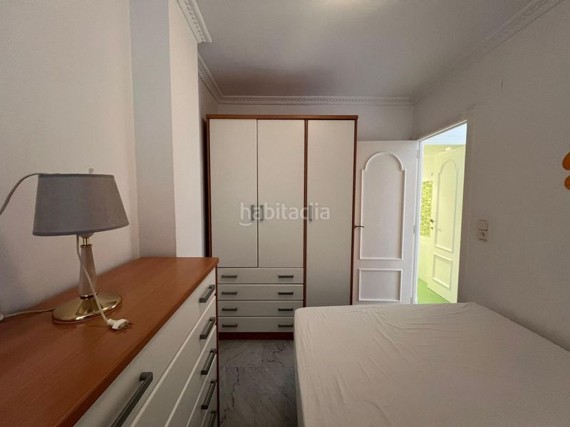 Foto a2ebd55b-a905-4bcb-9158-b60fec736287. Pis a Playa Levante Santa Pola