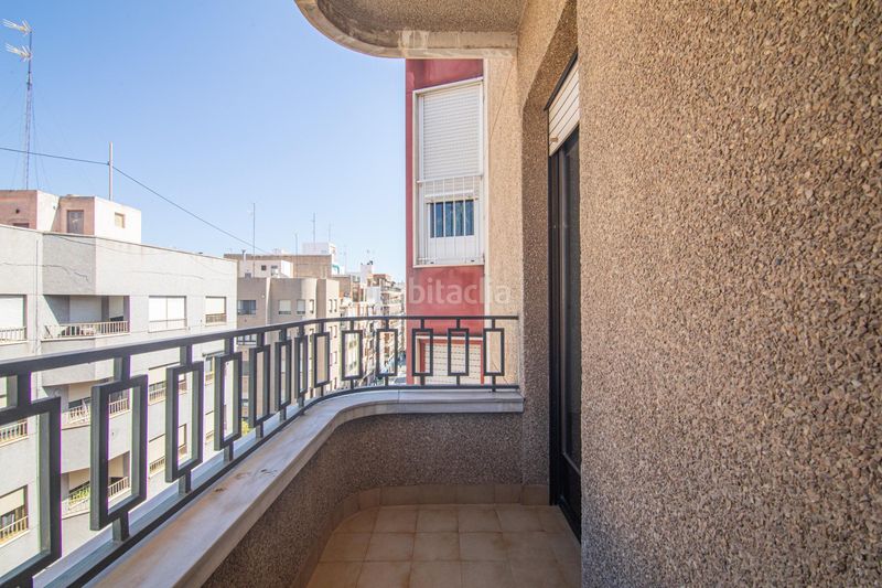 Foto 174afd22-1849-499a-b57d-740d949166c3. Pis a Pont Nou - Corazón de Jesús Elche / Elx