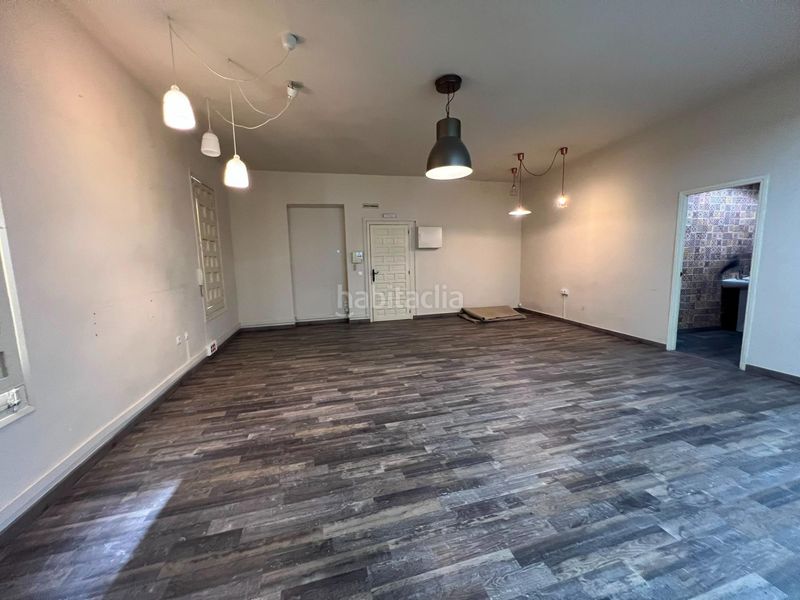 Foto b8443440-ca1c-427d-bd1f-30dfb4c0ac92. Miete büro in Centro Elche / Elx