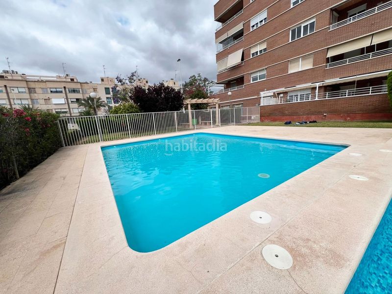 Foto 259ce2c6-0491-4aa3-bc80-ff3b26a998ae. Casa amb aparcament piscina a Ciutat Esportiva Elche / Elx