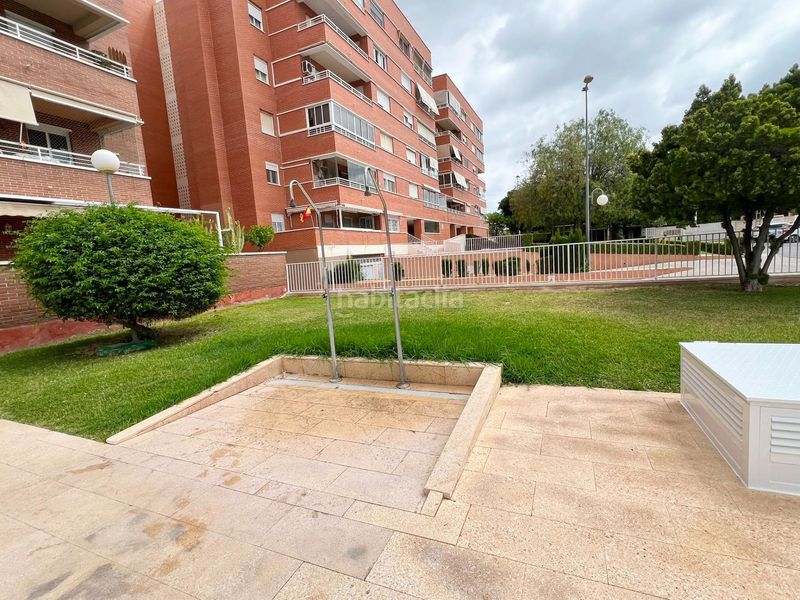 Foto 38c32031-2368-41c9-b31a-c6ee48c7bac0. Casa amb aparcament piscina a Ciutat Esportiva Elche / Elx