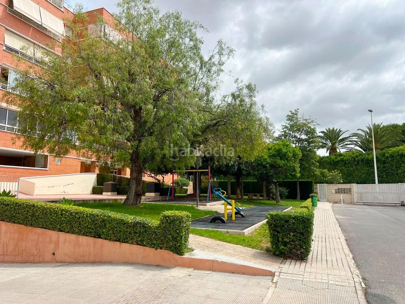 Foto 4c20a6d6-b810-4bc9-8b6c-e111adff3f3b. Casa amb aparcament piscina a Ciutat Esportiva Elche / Elx