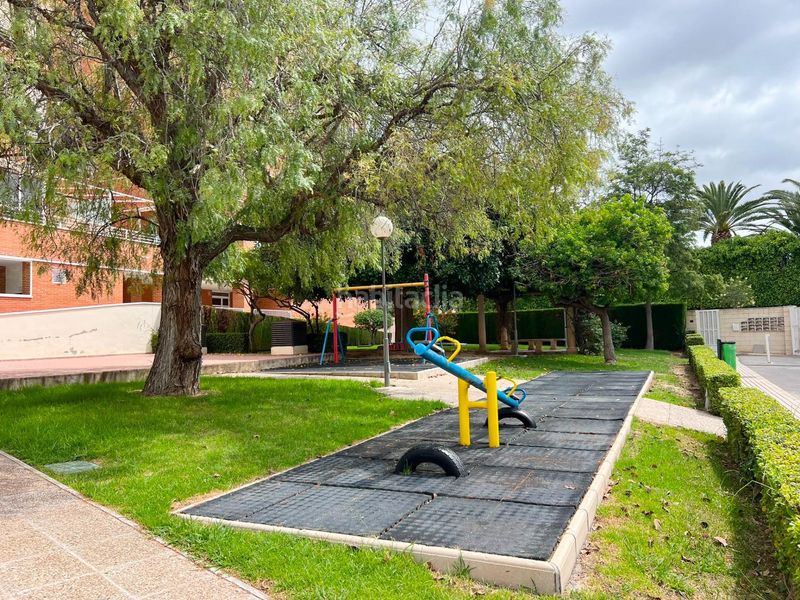 Foto bf6d9d1e-a9a1-402e-90bc-c54ced53e0d6. Casa amb aparcament piscina a Ciutat Esportiva Elche / Elx