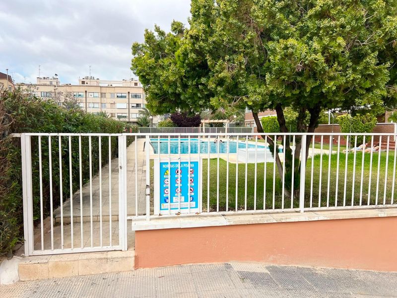 Foto d36e5afb-3922-4bf9-87b3-33ba67ac13b9. Casa amb aparcament piscina a Ciutat Esportiva Elche / Elx