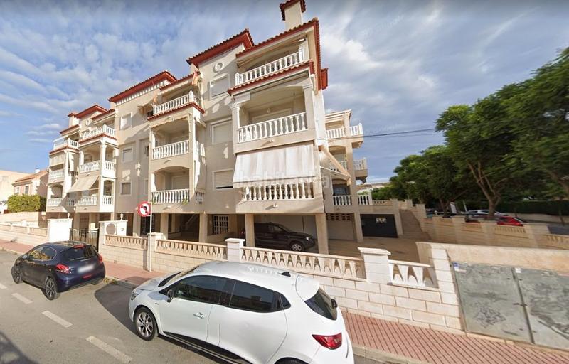 Foto 138a3caa-3a98-4886-9e81-456351d600f8. Lloguer aparcament cotxe a Calas Santiago Bernabeu Santa Pola