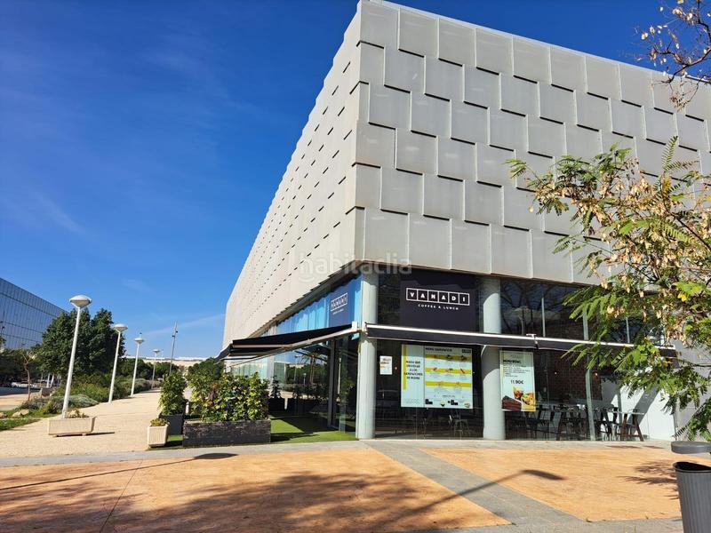 Foto d721c969-d662-499e-8dd7-af465641e862. Rent office space with heating in Torrellano Elche / Elx
